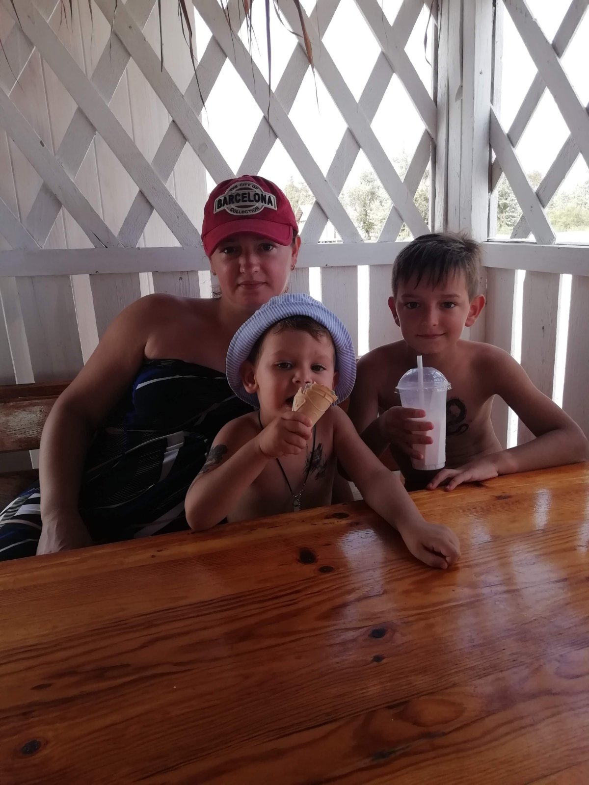 Дружина і сини Олександра Чикмарьова